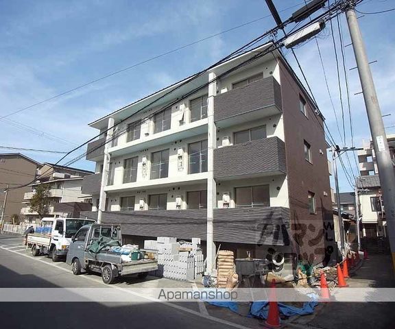 クレドール伏見稲荷の外観写真