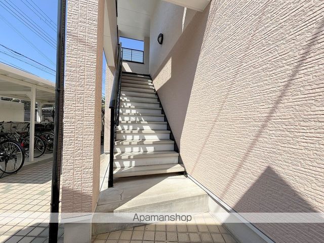 クレシェンテ老松の玄関写真