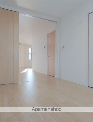 和歌山県和歌山市松江中３丁目[1LDK/52.04m2]の内装1
