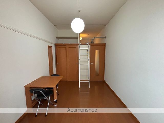 レオパレス西岡本の内装写真