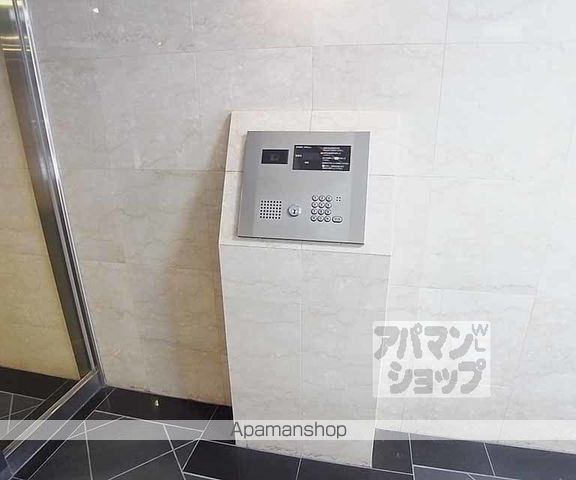 ベラジオ富小路の玄関写真