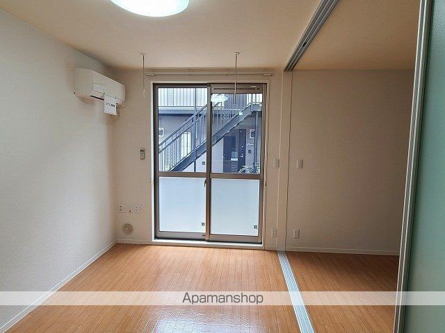 シャイニング51の内装写真