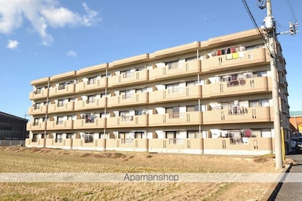 セラヴィⅢ[3DK/61.38m2]の外観3