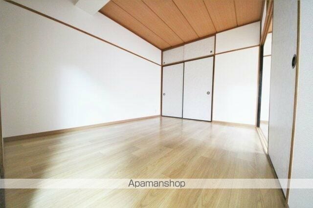鈴也ビルの内装写真