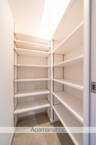 シーズンフラッツ平尾の内装写真