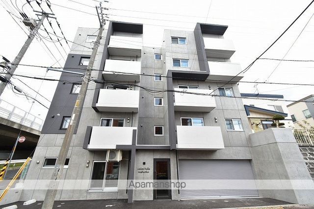 カームヒルズ西岡の外観写真