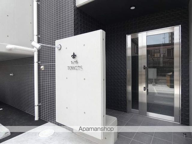 1016TOWERSの玄関写真