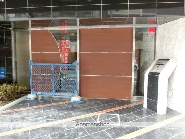 セレニテ上町台の玄関写真