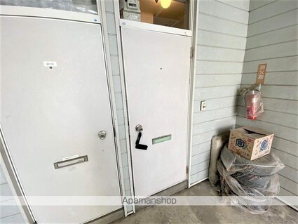 セントラルコート[1DK/28.93m2]のエントランス2