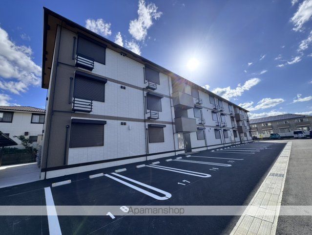 近鉄難波・奈良線 新大宮駅 徒歩18分 3階建 築2年の外観写真