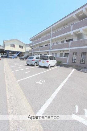 ハイツヤマシタ[2DK/40.15m2]の駐車場