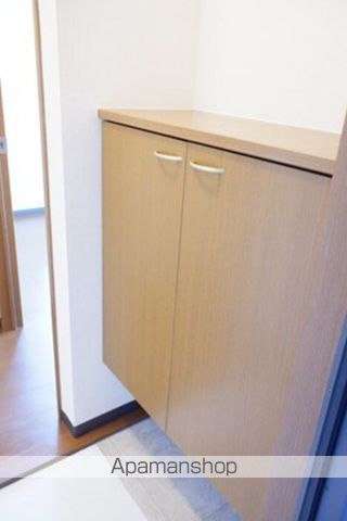 メイプルヒルズ Dの内装写真