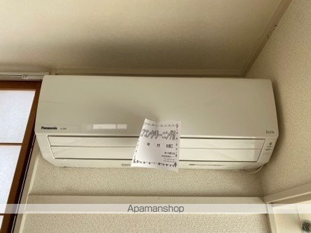 ロイヤルタウン紫竹Vの内装写真