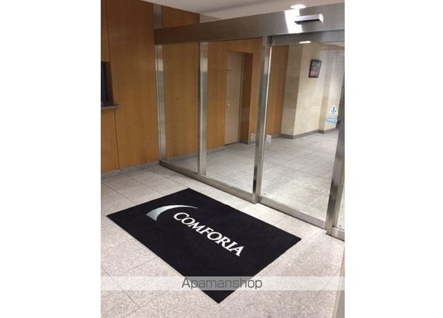 コンフォリア東品川の玄関写真