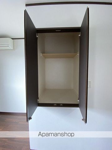 オーシャン三条の内装写真