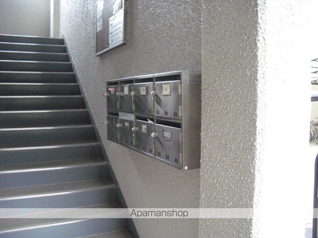 加島第3マンションの玄関写真