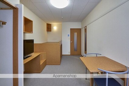 レオパレスターナー[1K/22.35m2]のリビング・居間1