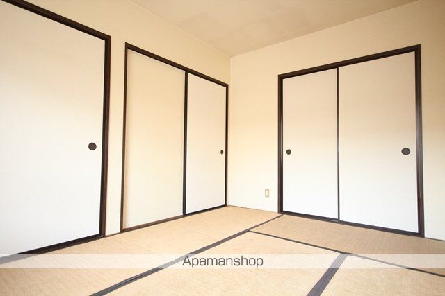 タウニィおかたの内装写真