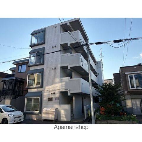 ビッグバーンズマンション本通の外観写真