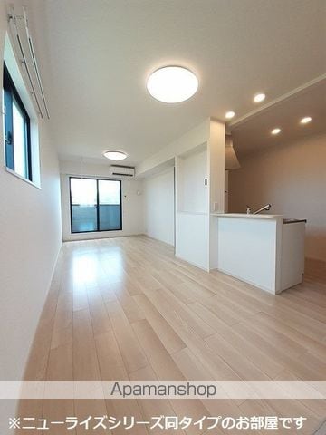 グリーン オレンジ Aの内装写真