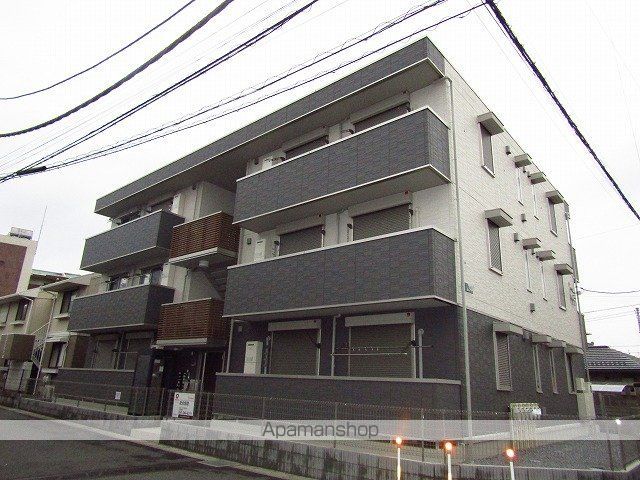 クレッセントコートの外観写真