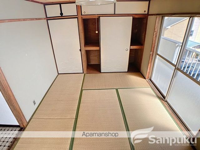 第二池田マンション西棟の内装写真