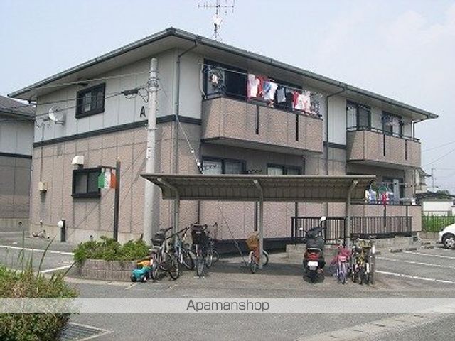 ヴィラクレスト A棟の外観写真
