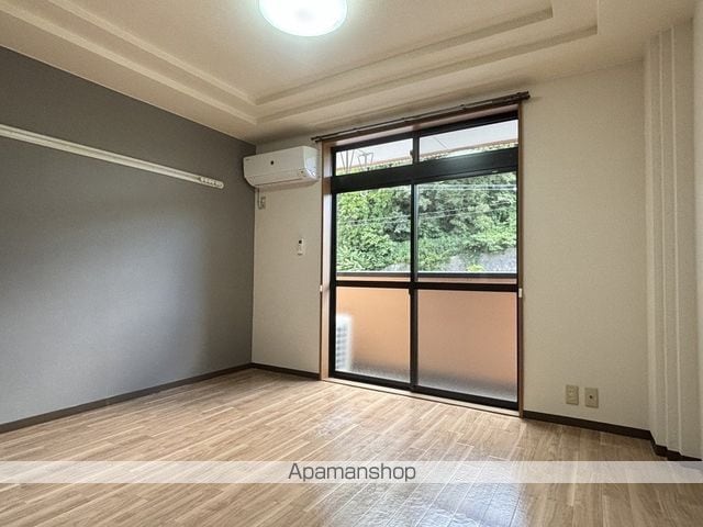 グランドパレス宮西の内装写真
