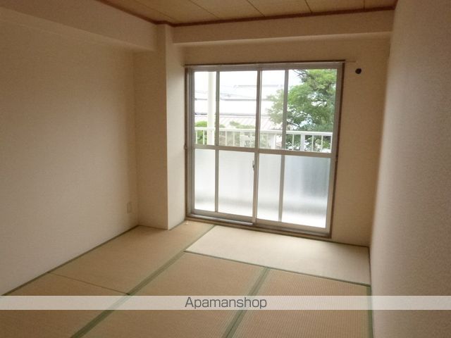 M’プラザ菱江の内装写真