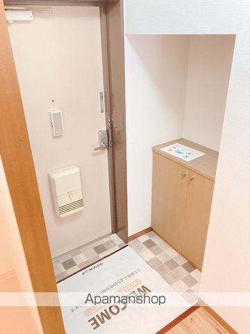 ドメスティックカーサの内装写真