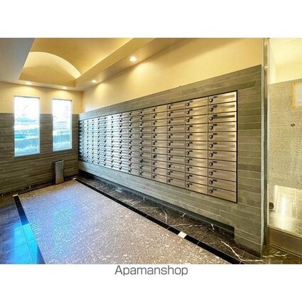 ＳＱＵＡＲＥ潮見[1K/22.5m2]の外観3