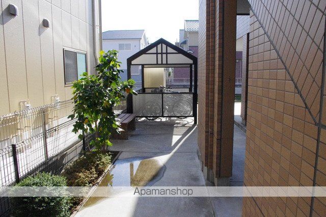 ハピネス地領の玄関写真