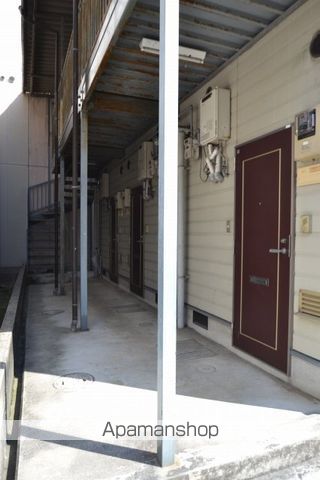 第2メゾン本町の玄関写真