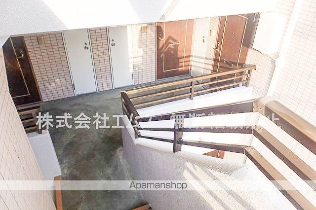 クリーンシャトー厚別の玄関写真
