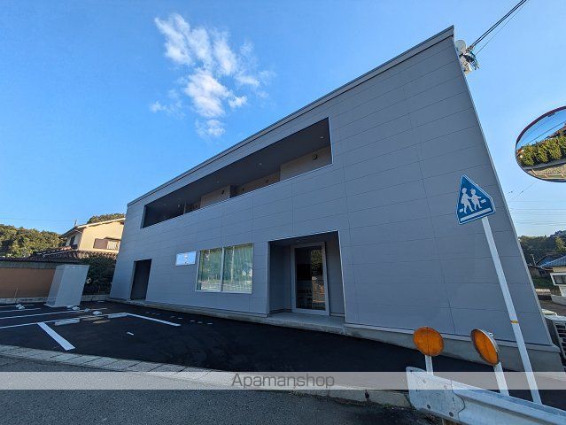 山陽本線 西高屋駅 徒歩13分 2階建 築3年の外観写真