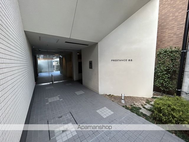 PRESTANCE香里の玄関写真