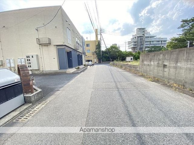 パインコーン 2番館の周辺写真