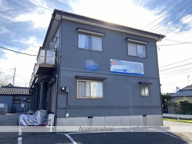 メゾンアリーナの外観写真