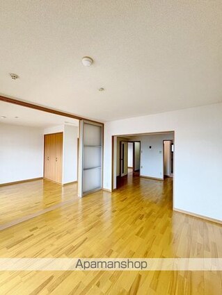 和歌山県和歌山市三葛[2LDK/52m2]のリビング・居間