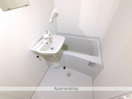 レオパレスエクセル岡本[1K/19.87m2]のバス