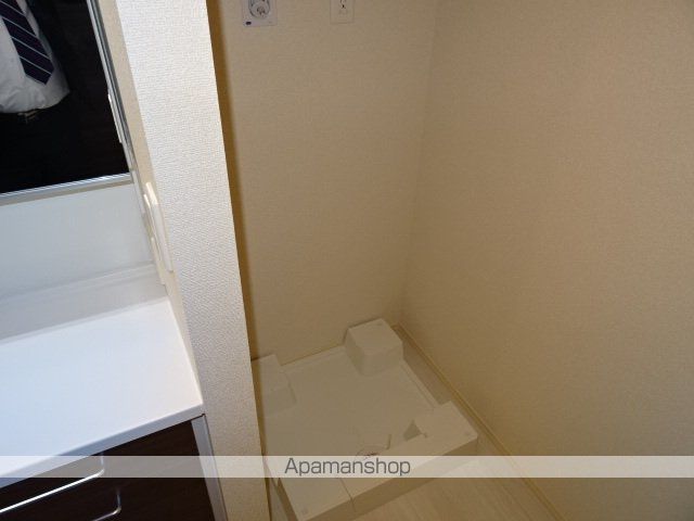 藤枝市 3階建 築7年の内装写真