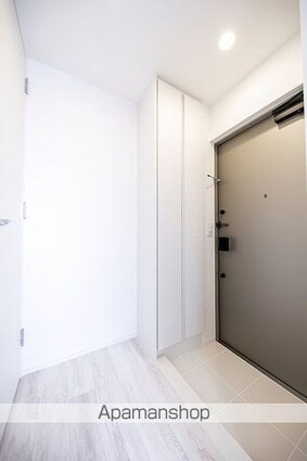 ライオンズフォーシア清澄白河[1R/26.32m2]の玄関