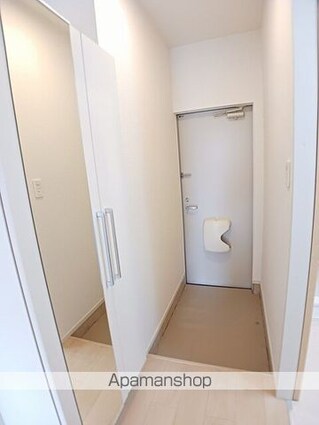 愛媛県新居浜市沢津町２丁目[1R/30m2]の玄関