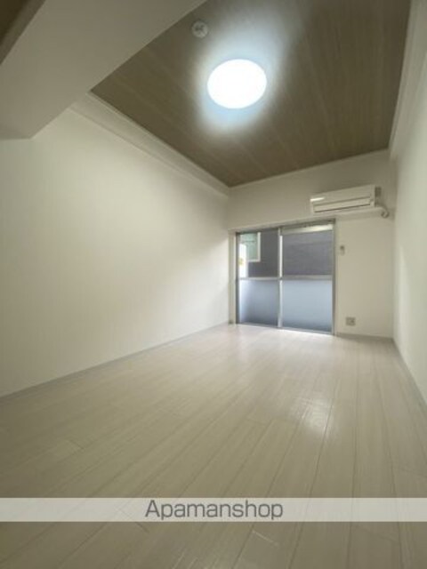 和歌山県和歌山市新中通２丁目[1R/19m2]の内装2