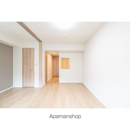 市谷台町坂フロント[1LDK/36.6m2]のリビング・居間
