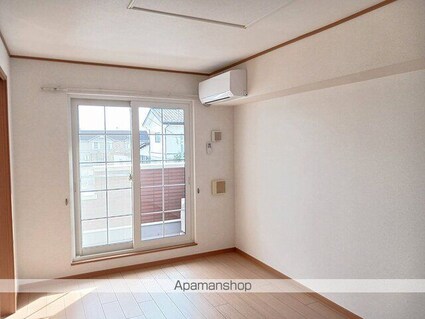 パルフォレストＤ[2LDK/58.86m2]のリビング・居間