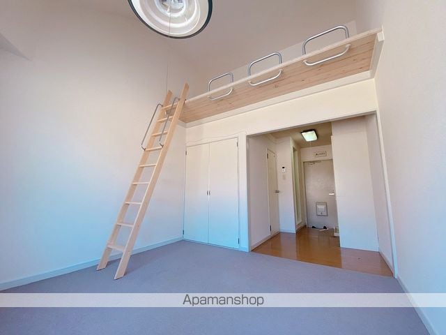 メゾン ルポCの内装写真