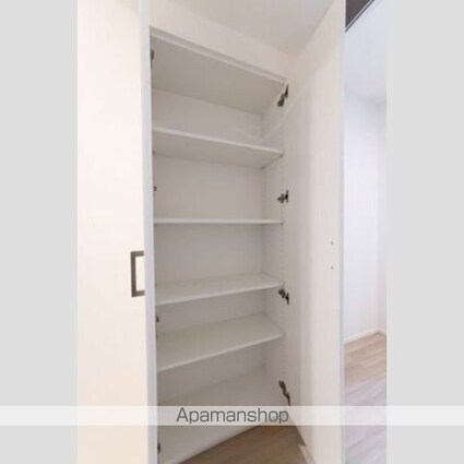 プラウドフラット文京千駄木[1LDK/45.37m2]の収納