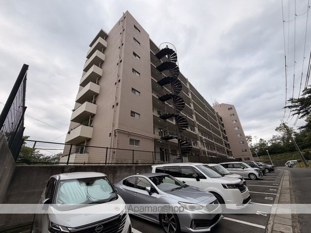 枚方ハイツ7号棟の外観写真