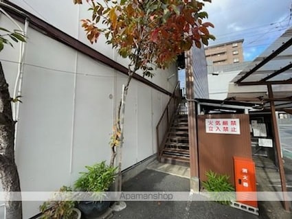 磯村荘[1R/28m2]のエントランス1